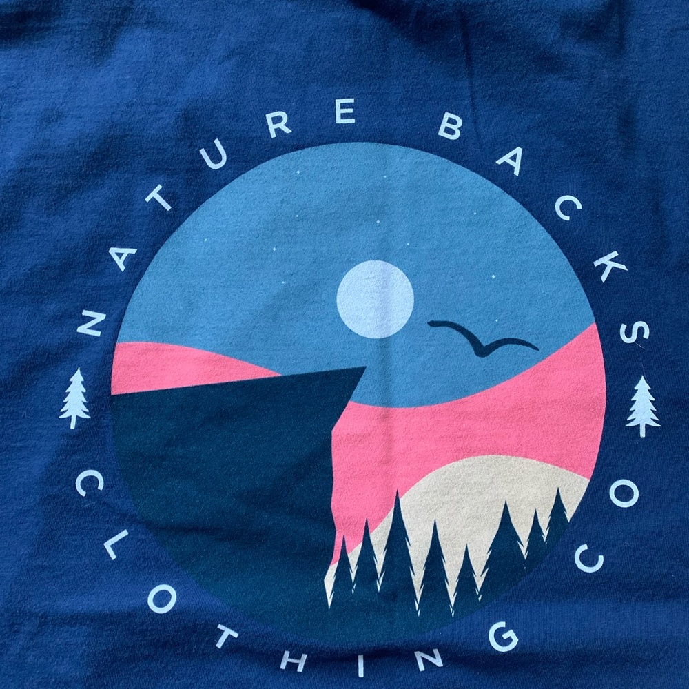 Nature backs graphic t shirt